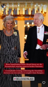 晩餐会に出席したカミラ王妃とチャールズ国王。王妃は英デザイナーのブルース・オールドフィールドによる黒いイブニングドレスを纏っていた（画像は『The Royal Family　2023年3月29日付Instagram』のスクリーンショット）