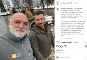ウクライナ支援でゼレンスキー大統領と対面したホセ氏（画像は『José Andrés　2022年12月8日付Instagram「My dear friend ＠zelenskiy_official」』のスクリーンショット）
