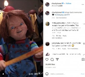 ホラー映画『チャイルド・プレイ』に登場するチャッキー（画像は『Chucky　2022年10月5日付Instagram「brings back memories」』のスクリーンショット）