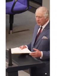 【イタすぎるセレブ達】チャールズ国王、ドイツ連邦議会の演説でポップカルチャーに言及　会場から笑いが溢れる
