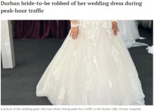 【海外発！Breaking News】結婚式目前の悲劇　渋滞中、トラックに積んだウエディングドレスが盗まれる（南ア）