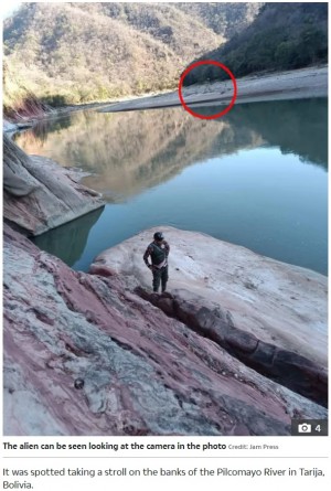 【海外発！Breaking News】半透明の宇宙人？　川岸で撮った写真に写る“謎の存在”にUFO研究家が物申す（ボリビア）