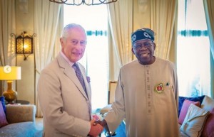 【イタすぎるセレブ達】チャールズ国王、暴露本の渦中にナイジェリア大統領と対面「私はかろうじて元気です」