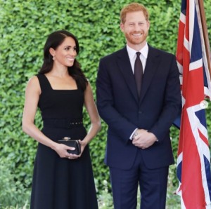 メーガン妃を連れてバルモラル城に行くつもりだったヘンリー王子。直前になり、チャールズ皇太子から単独で来るように伝えられた（画像は『The Prince and Princess of Wales　2018年7月10日付Instagram「Sláinte Ireland!」』のスクリーンショット）
