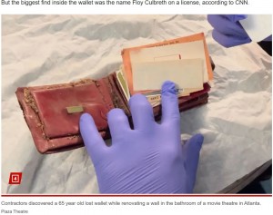 【海外発！Breaking News】改装中の映画館で発見された埃まみれの財布、65年の時を経て持ち主が見つかる（米）＜動画あり＞