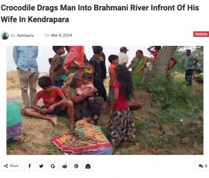 死亡したニマイさんの家族や村人たち。ワニに襲われた当時、妻はただ叫ぶしかなかったようだ（『Kalinga TV　「Crocodile Drags Man Into Brahmani River Infront Of His Wife In Kendrapara」』より）