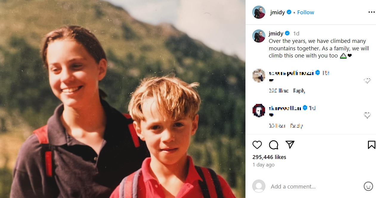 少年時代に姉と山登りをした思い出深い写真を公開したジェームズさん。写真には「一緒にこの山を乗り越えるつもりです」と愛溢れるメッセージを添えた（『James Middleton　Instagram「Over the years, we have climbed many mountains together.」』より）