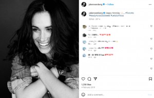 ジェイク氏が過去に撮影したメーガン妃のポートレート。自然な笑顔を見せる瞬間を捉えている（『Jake Rosenberg　Instagram「Happy Monday」』より）