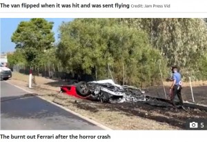 イタリアで開催されたスーパーカーツアーで2023年10月、キャンピングカーを含む3台が絡む事故が発生。フェラーリは180度回転して炎上し、乗っていた2人が死亡した（『The Sun　「SUPERCAR HORROR Two burn to death in supercar tour crash as Ferrari and Lamborghini smash into camper van during overtake」（Credit: Jam Press Vid）』より）