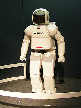 ホンダ　ASIMOの技術を応用し、人間用「歩行アシスト機」を開発